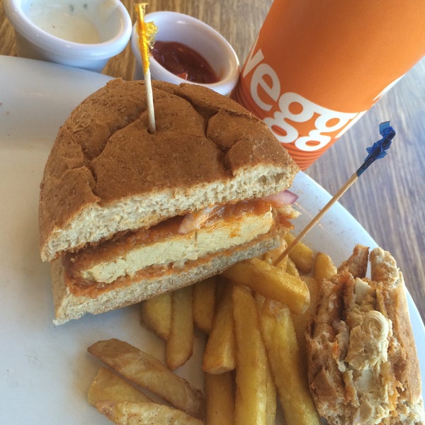 Photo taken at Veggie Grill by Michael Angelo G. on 10/20/2015