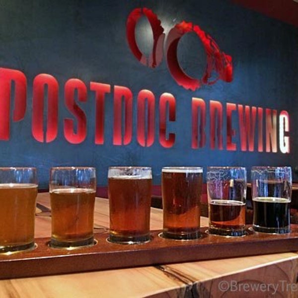 Foto tirada no(a) Postdoc Brewing Company por Gareth em 4/13/2019
