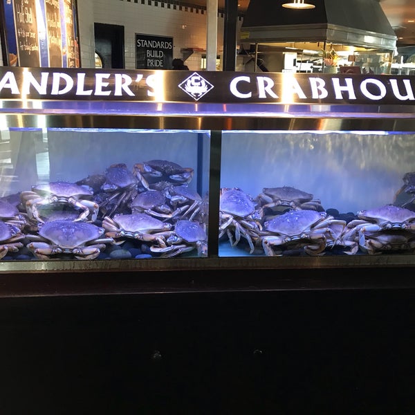 Photo taken at Chandler&#39;s Crabhouse by Gareth on 9/9/2018