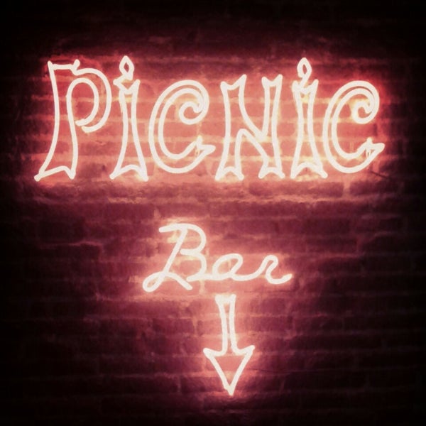Foto diambil di Bar Picnic oleh Alvaro D. pada 12/20/2013