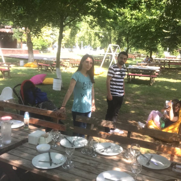 Photo taken at Melek Garden Restaurant by Kuaför Erdem on 6/6/2019