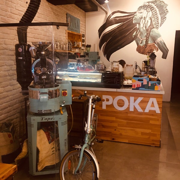 Foto tomada en Poka Coffee Roasters  por Ekin Ç. el 1/3/2020