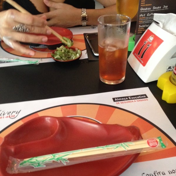 Foto tirada no(a) Seu Miyagi Sushi Lounge por Jefferson M. em 3/15/2014