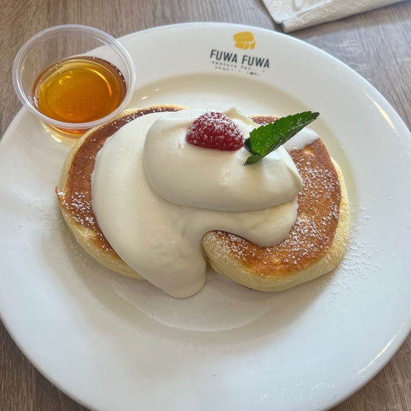Fuwa Fuwa Japanese Pancakes - The Annex - Toronto, ON