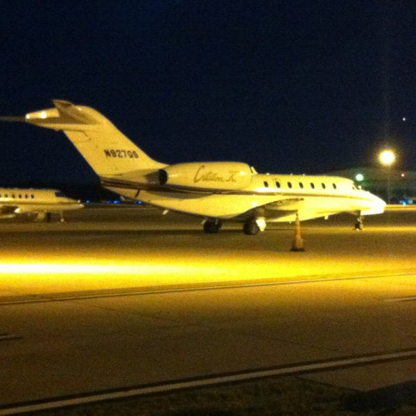 Sugar Land Regional Airport (SGR) Airport