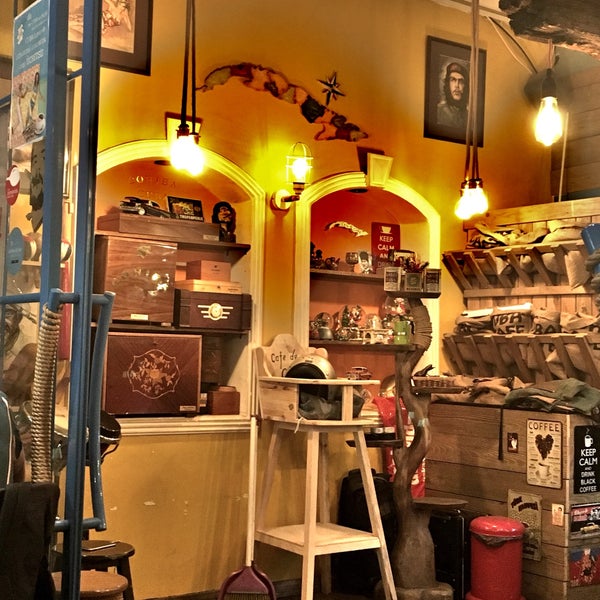 5/15/2019 tarihinde 💎Ö K.ziyaretçi tarafından Cafe De Cuba'de çekilen fotoğraf