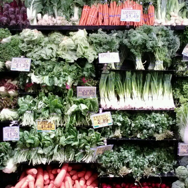 La Placita fresh Market Grocery Store in Downtown New Rochelle