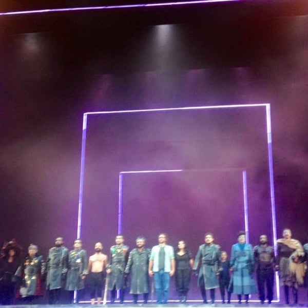 Снимок сделан в Teatro Colón пользователем Diana O. 4/21/2016