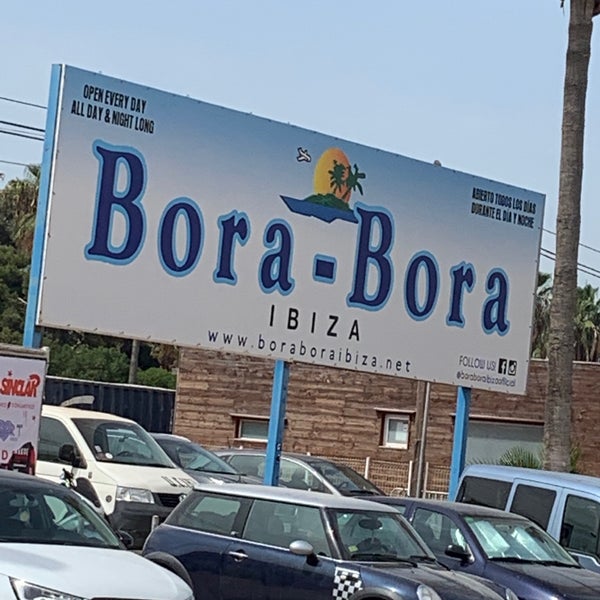 Photo taken at Bora Bora Ibiza by AlyahyouhDhari on 8/7/2019
