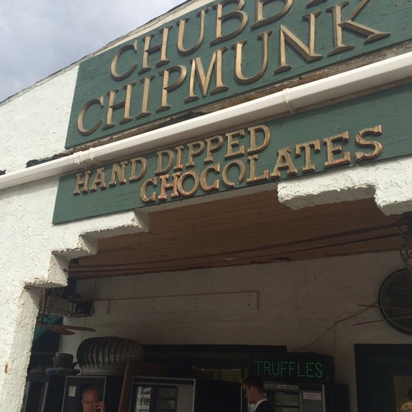 Photo taken at Chubby Chipmunk Hand-Dipped Chocolates by Ariel A. on 6/4/2014