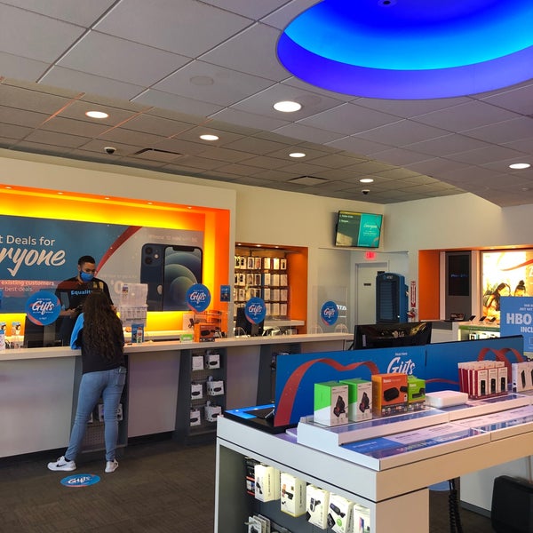 AT&T (Now Closed) - Mobile Phone Store
