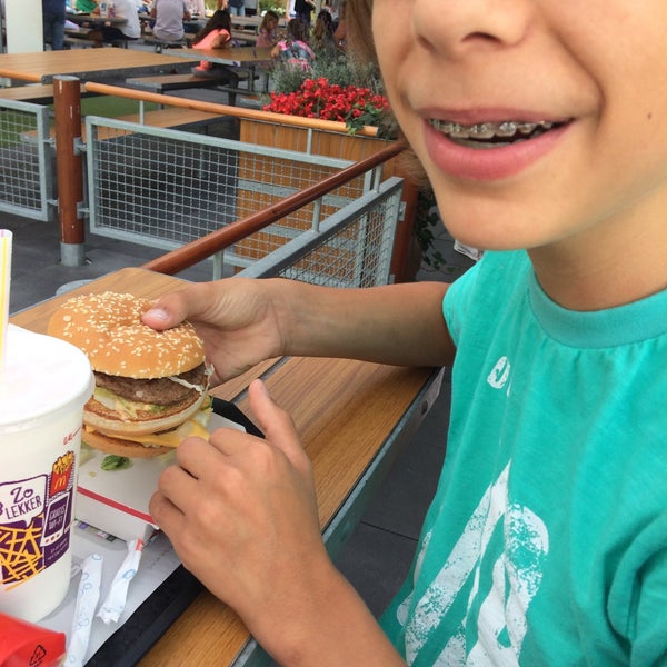 Das Foto wurde bei McDonald&#39;s von Barbara H. am 8/14/2015 aufgenommen