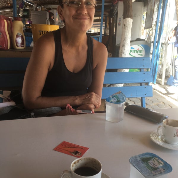 Foto tirada no(a) Osmanlı Cafe &amp; Bar por 😻Deniz H. em 9/25/2017