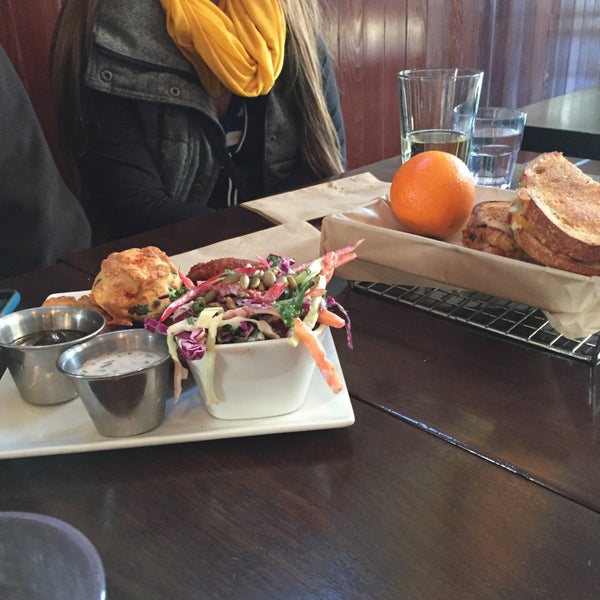 Photo taken at The American Grilled Cheese Kitchen by Vicky W. on 4/12/2015