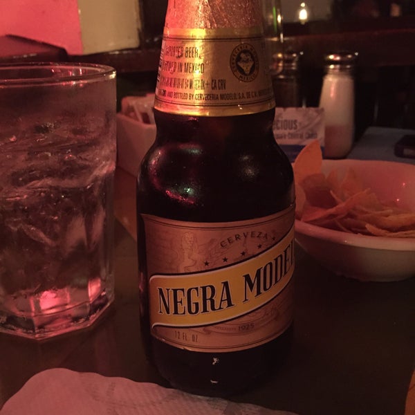 Photo taken at Manuel&#39;s Mexican Restaurant by Vicky W. on 12/12/2014