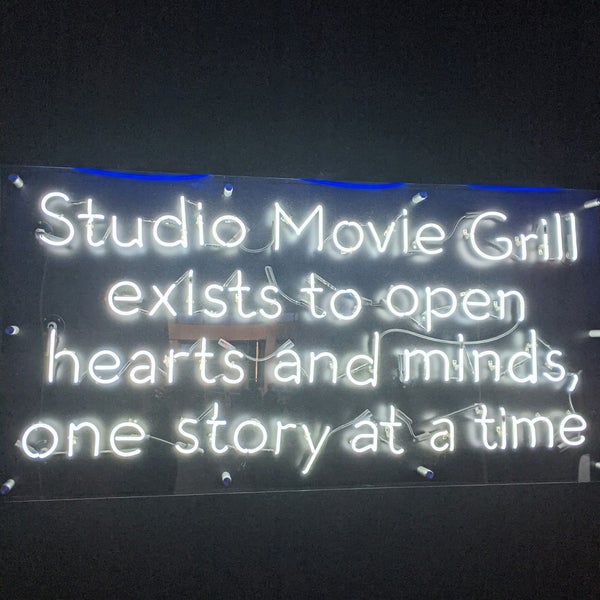 6/13/2021 tarihinde Irynaziyaretçi tarafından Studio Movie Grill Marietta'de çekilen fotoğraf