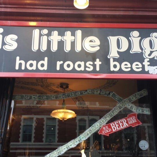Photo taken at This Little Piggy by Gina B. on 11/27/2013