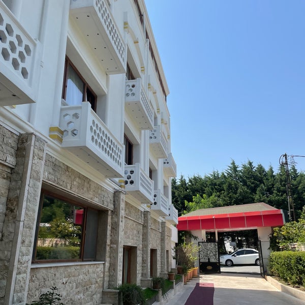 Foto diambil di Hotel Selimpaşa Konağı oleh Beyza K. pada 8/3/2021