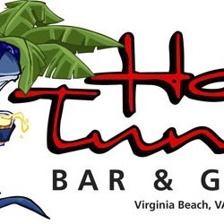 Foto tirada no(a) Hot Tuna - VA Beach por Hot Tuna - VA Beach em 7/3/2013
