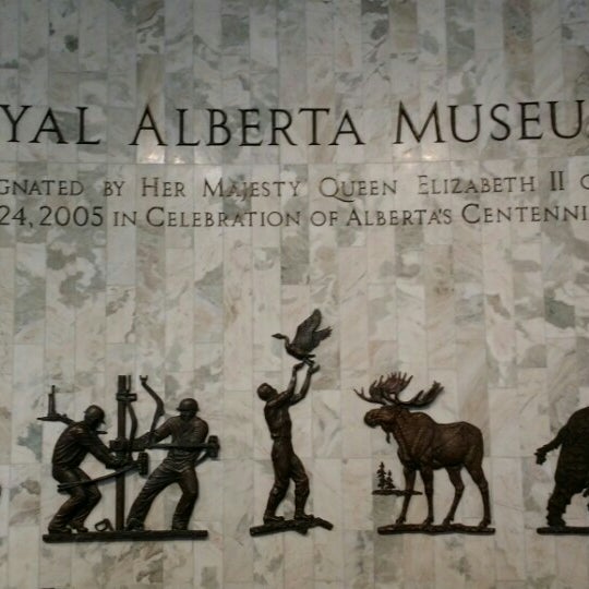 Foto tomada en Royal Alberta Museum  por Kollektiv D. el 8/30/2015