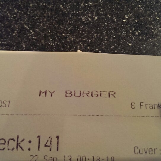 9/21/2013 tarihinde Yossef N.ziyaretçi tarafından My Burger'de çekilen fotoğraf