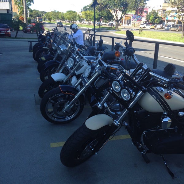 Foto tirada no(a) Brasília Harley-Davidson por rodrigo b. em 5/2/2015