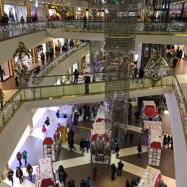 Foto tirada no(a) Galeria Shopping Mall por Нинэль Г. em 1/8/2017