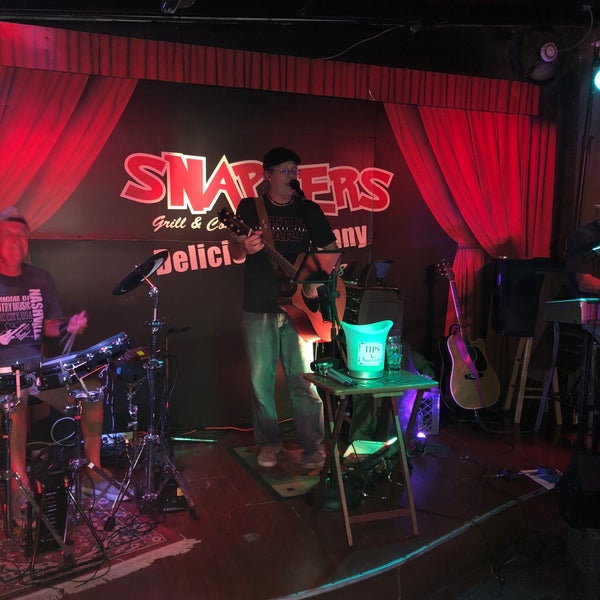 Photo taken at Snappers Grill And Comedy Club by Steve F. on 4/13/2018