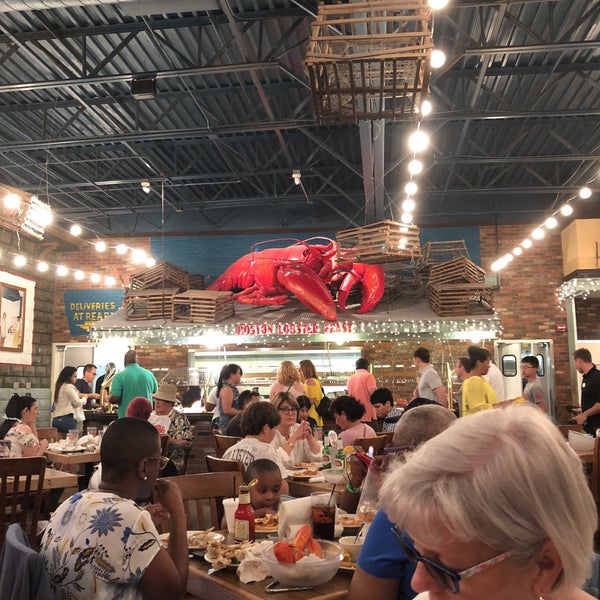 Photo taken at Boston Lobster Feast by Steve F. on 6/11/2018