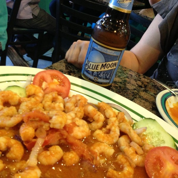 Photo taken at Alegrias Seafood Chicago by Raul J. on 7/20/2013
