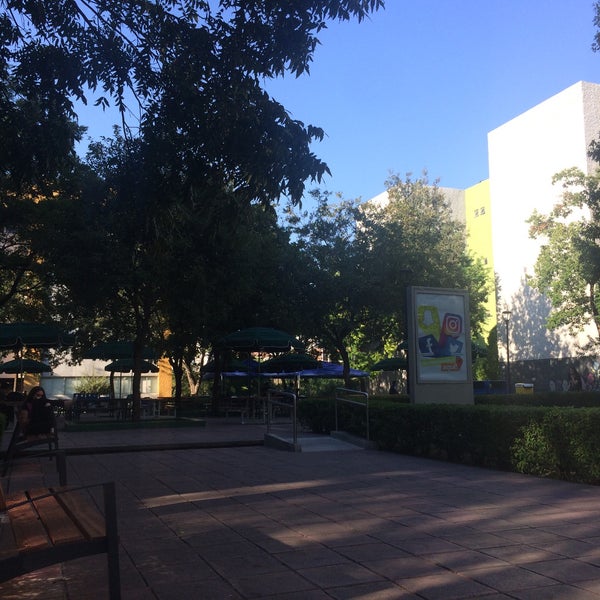 Prepa Tec (Eugenio Garza Lagüera) - 5 tips de 841 visitantes