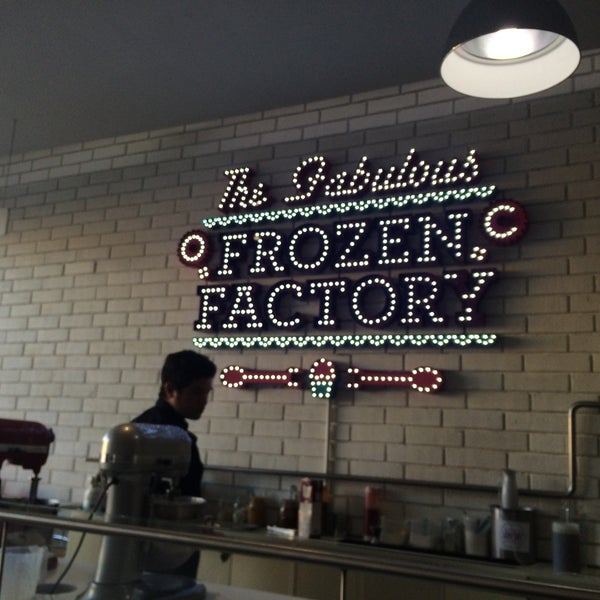 2/3/2016에 Claudia R.님이 The Fabulous Frozen Factory에서 찍은 사진