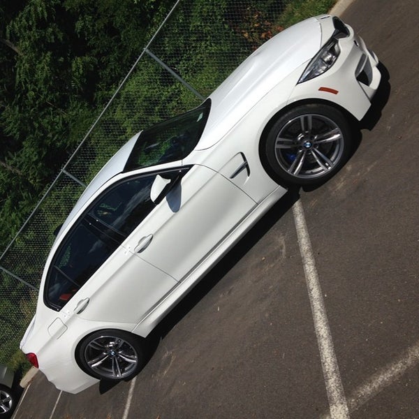 7/25/2014 tarihinde BMW F.ziyaretçi tarafından BMW of Freehold'de çekilen fotoğraf