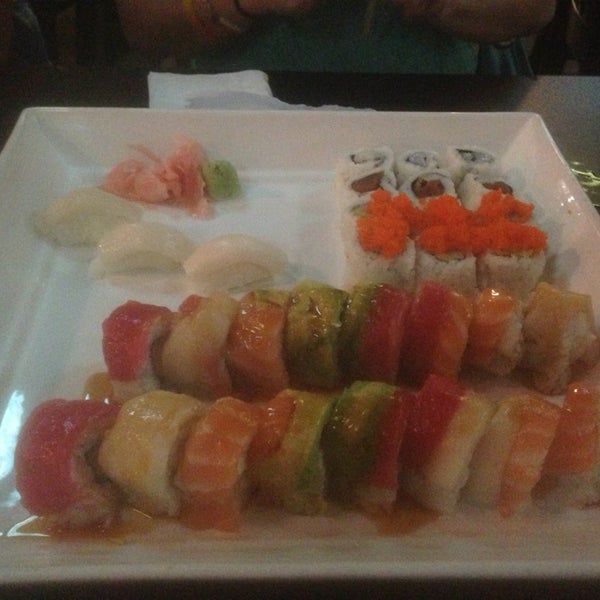 Photo taken at Sushi Bites by Alex G. on 6/22/2014