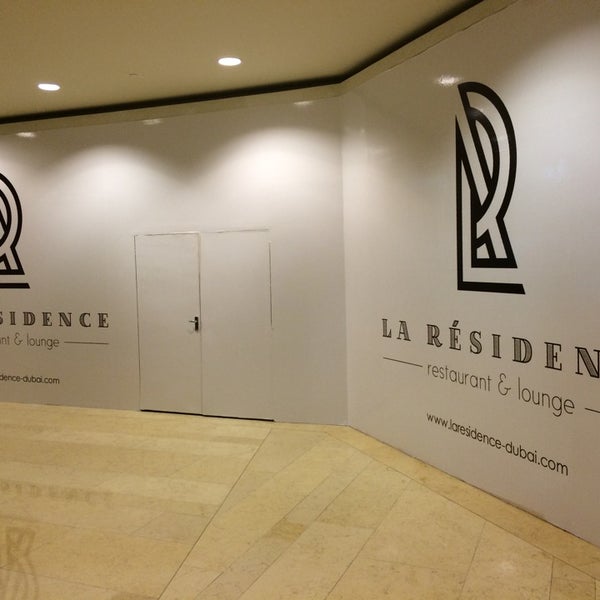 10/29/2014에 Ross L.님이 La Residence restaurant &amp; lounge에서 찍은 사진