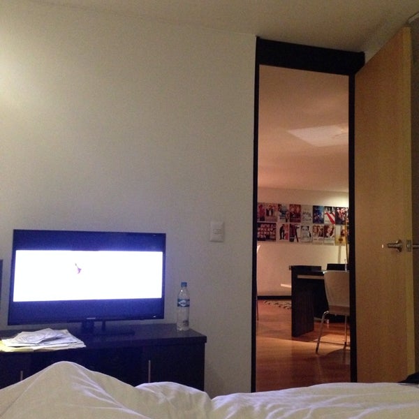 11/26/2013にRony D.がCelebrities Suites &amp; Apartmentsで撮った写真