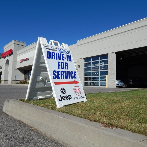 Fuccillo Chrysler Jeep Dodge of Amsterdam Car Dealership in Amsterdam
