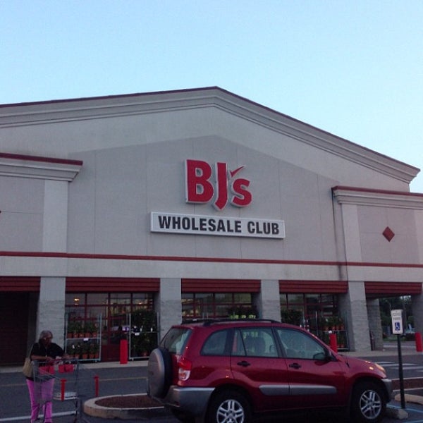 BJ's Wholesale Club South Philadelphia Philadelphia, PA