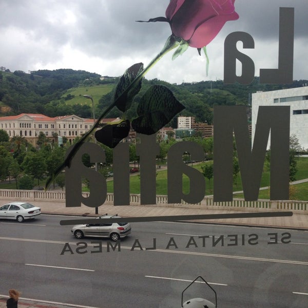 5/30/2014にAlejandro Z.がLa Mafia se sienta a la mesa Bilbao - Zubiarteで撮った写真