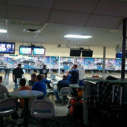 Dollar bowling after 930 on wednesdays!