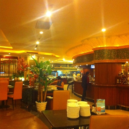 6/18/2012 tarihinde Tien Dat N.ziyaretçi tarafından Cafe Central An Dong'de çekilen fotoğraf