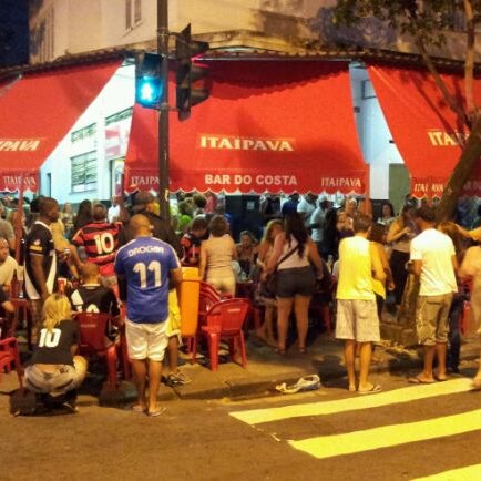 10/30/2011 tarihinde Tiago V.ziyaretçi tarafından Bar do Costa'de çekilen fotoğraf