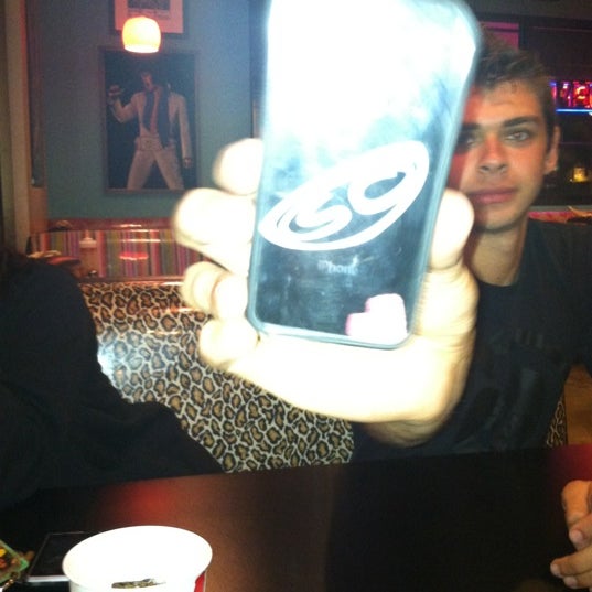 10/11/2011にBly M.がBetty Burgersで撮った写真