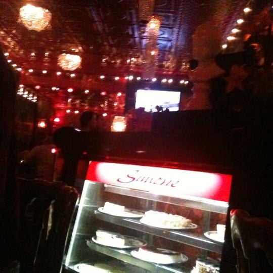 Снимок сделан в Simone Martini Bar &amp; Cafe пользователем Greg L. 6/30/2011