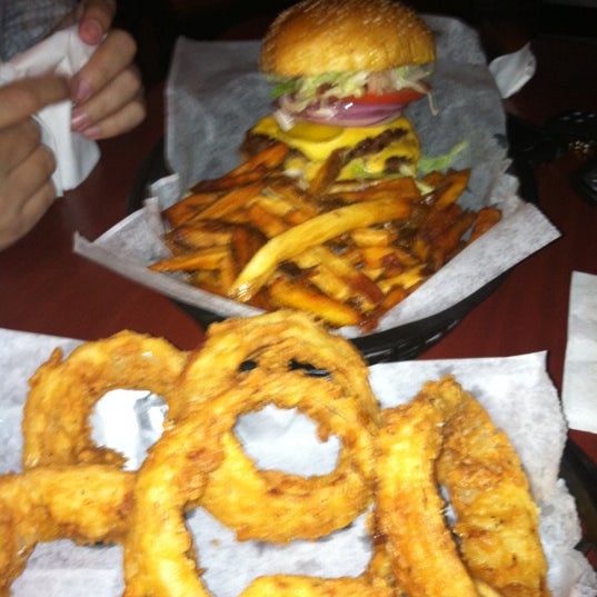 Best burgers and onion rings around!!