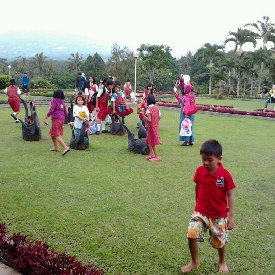 Photos At Taman Angsa 1 Tip