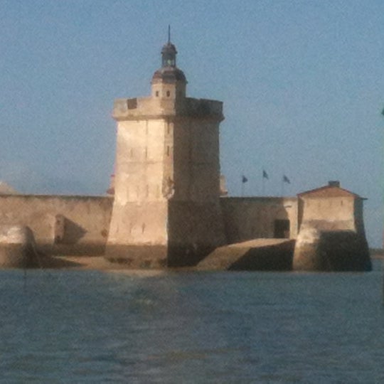 Foto tomada en Fort Louvois  por Malvina M. el 3/9/2012