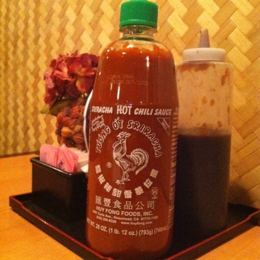 Das Foto wurde bei Saigon Bay Vietnamese Restaurant von Camden L. am 8/17/2011 aufgenommen