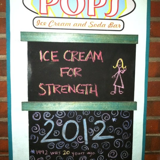 Photo taken at Pop&#39;s Ice Cream &amp; Soda Bar by Tammy N. on 12/31/2011