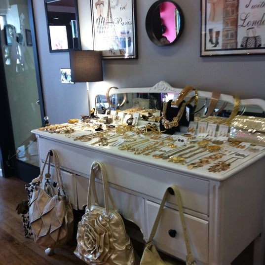 Bangles & Bags Historic Third Ward 159 N Broadway